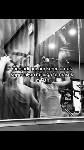 diajarin dulu flexing di gym #fyp #GymTok 