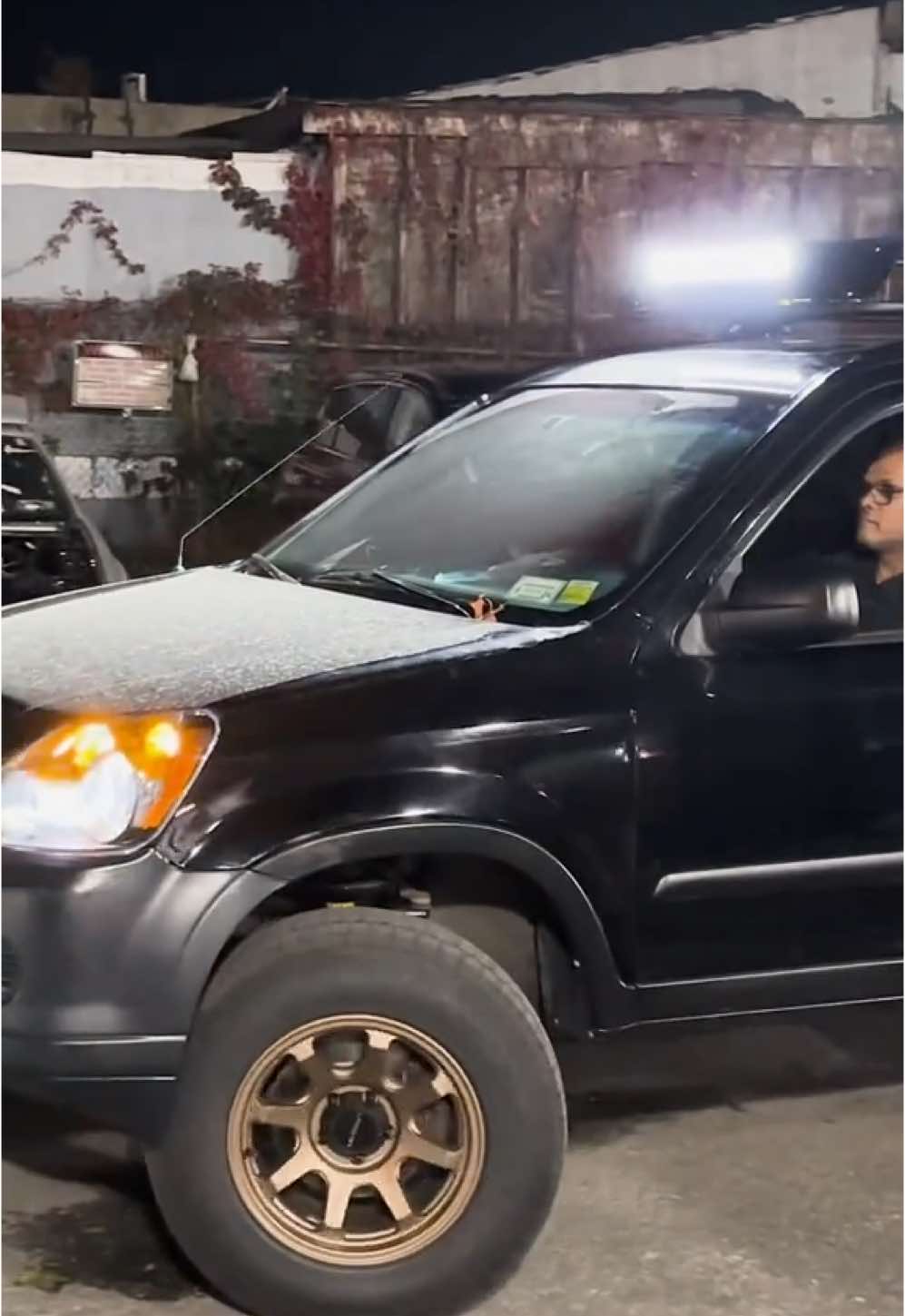 From stock to off-road beast! 🚙🔥  Fully transformed my 2005 Honda CR-V with a lift, off-road tires, roof rack, bull bar, LED light bar, and more!  Watch the full build! 👀💪  . . . . . . . . #CRVBuild #OffRoadLife #HondaCRV #OverlandRig #CarTransformation #LiftedCRV #OffRoadMods #AdventureReady #CustomBuild #CarMods #Overlanding #BeforeAndAfter