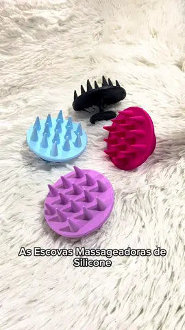 Amiga, deixa eu te contar um segredo... 💆‍♀️✨ Nosso Massageador de Silicone não é só um mimo — ele faz toda a diferença na saúde do seu cabelo! Além de ajudar na limpeza profunda, ele ativa a circulação e ainda estimula o crescimento dos fios. Incrível, né? Comenta 