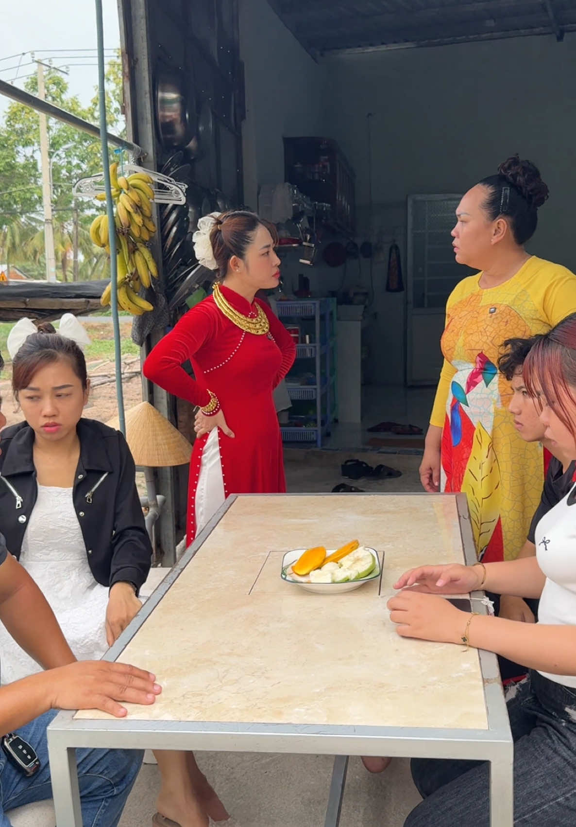 Mới cưới về kêu con dâu làm đủ thứ #nhâytv #phimngan 