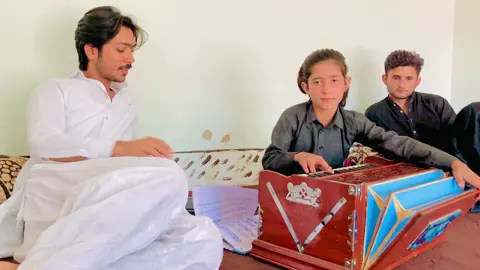 #singerasadaliasadali 