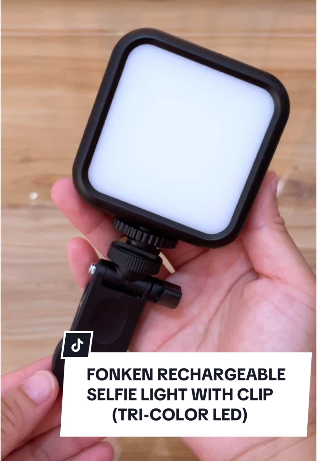 Fonken rechargeable selfie light with clip (Tricolor LED). #selfielight #led #tricolor #fonken #rechargeable #clip #light #fyp 