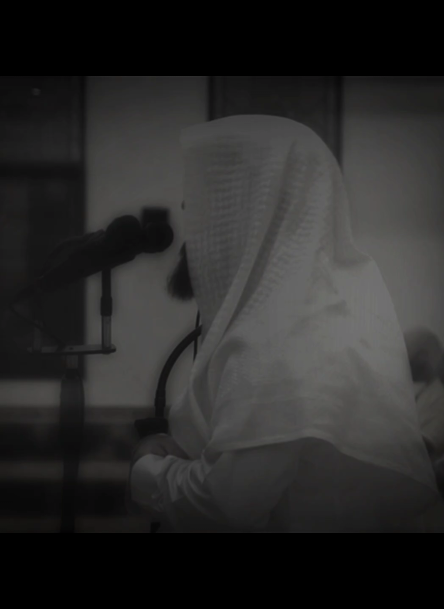 لاحول ولاقوة إلا بالله  . . أَلَم يَأنِ لِلَّذينَ آمَنوا أَن تَخشَعَ قُلوبُهُم لِذِكرِ اللَّهِ وَما نَزَلَ مِنَ الحَقِّ وَلا يَكونوا كَالَّذينَ أوتُوا الكِتابَ مِن قَبلُ فَطالَ عَلَيهِمُ الأَمَدُ فَقَسَت قُلوبُهُم وَكَثيرٌ مِنهُم فاسِقونَ . #محمد_اللحيدان #اللحيدان #تلاوة_خاشعة #تلاوة #النبرة_اللحيدانية #قران_كريم #قرآن #لا_اله_الا_الله_محمد_رسول_الله #سورة_الحديد #explor #fyp 