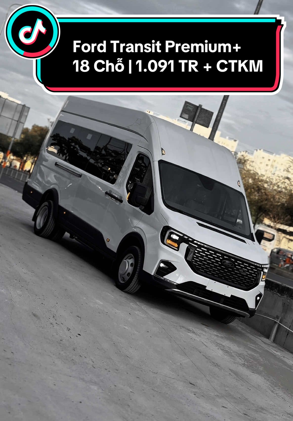 “18 chỗ” hiện hàng về khá nhiều #FordTransitPremium18S tất cả màu Đều có thể giao ngay trong tháng | 1.091 TR - Trả trước từ 360 TR #Ford #FordTransit #TraánitPremium18S 