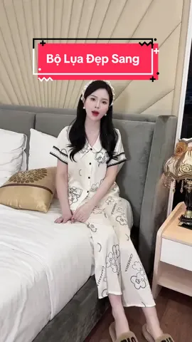 ĐỒ BỘ PIJAMA, Tay Ngắn Cổ Sen nhọn #champhan #champhanreview #châmphan #review #dobo #dobomacnha #doboxinh #bongu #dolua #setbongu #doluaxinh #pijama #thoitrangmacnha #thoitrangnu 
