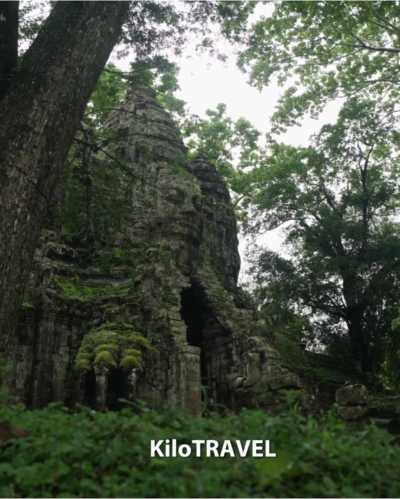 សុំសួរមួយ! #សៀមរាប ឬ #ភ្នំពេញ ?  ~  ញញឹមសាទរអង្គរសង្ក្រាន្ត ឬ វត្តភ្នំសង្ក្រាន្ត?  ផលិតដោយ៖ #KiloTRAVEL  ចូលរួមឧបត្ថម្ភដោយ៖ Magic Advertising  KiloIT  JIRRA Green Biz Angkor Grace Wellness Resort  គាំទ្រការផលិតដោយ៖  - រដ្ឋបាលខេត្តសៀមរាប/Siem Reap Provincial Administration - មន្ទីរទេសចរណ៍ខេត្តសៀមរាប Siem Reap Provincial Tourism Department  #AngkorWat #Angkor  #ប្រាសាទ #អង្គរវត្ត  #នគរវត្ត  #ញញឹមសាទរអង្គរសង្រ្កាន្ត #សៀមរាប  #pubstreetsiemreap #siemreap #angkorsangkranta #KhmerNewYear #WatPhnomSangkranta #phnomPenhSangkranta