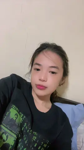 mag iimagine nanaman yan sha sa isip niya oh god #fyppppppppppppppppppppppp 