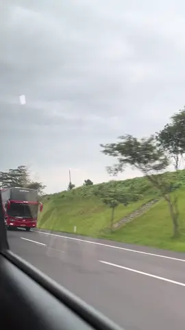 pesona semut merah tronton😍 #agramasmania #mudik #mudiklebaran #busmania #agramas