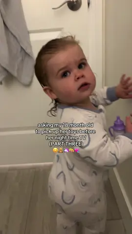LOL she wanted to keep cleaning up😅 I can’t make this up.  . #fyp #toddlerbedtime #microinfluencer #toddlermom #workingmom #microinfluencertiktok #2under2 