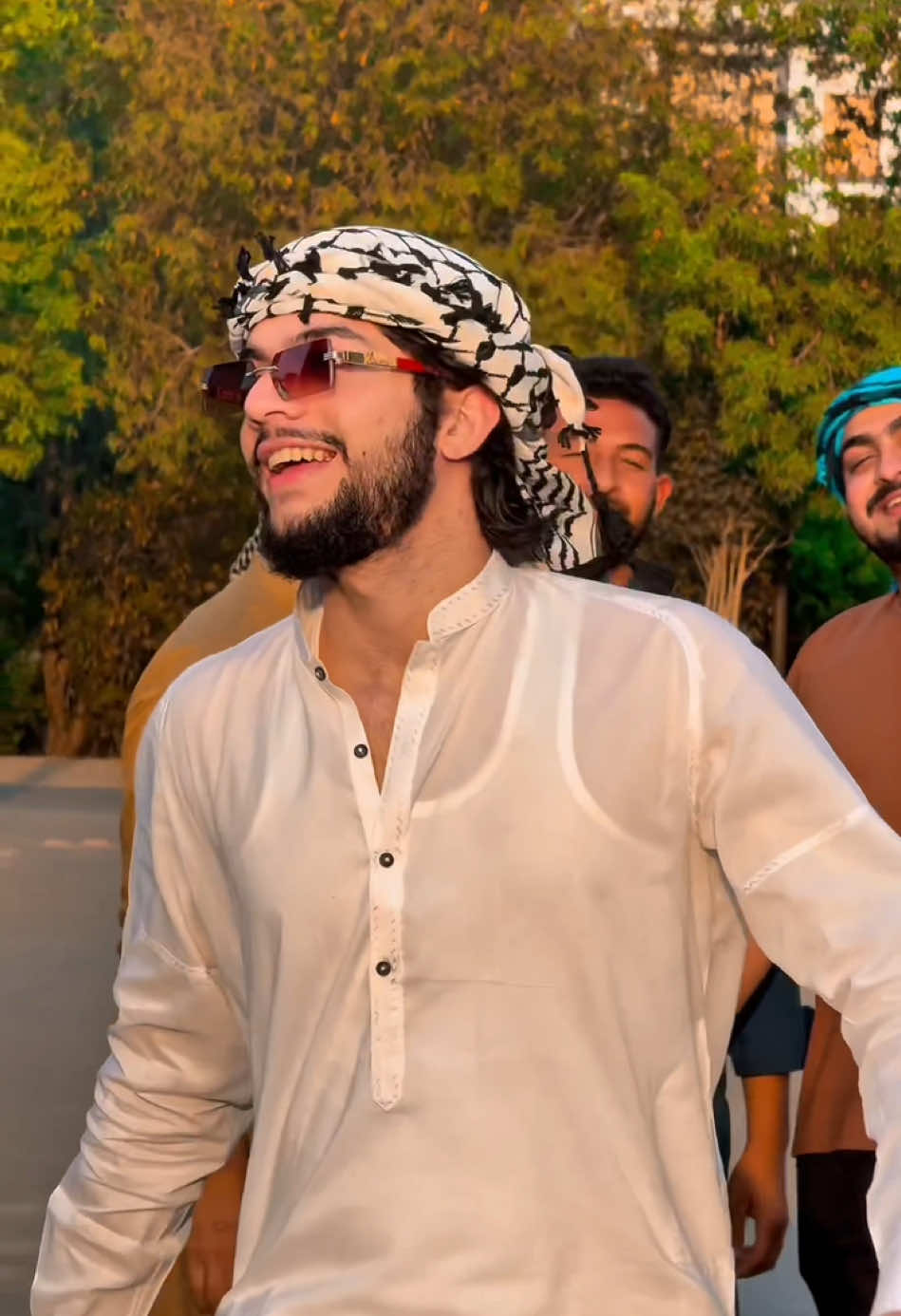 Kesa lg rha hu 🤭 #alijutt900 #alijutt_bag_wala 