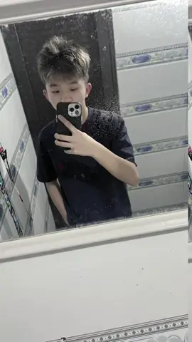 15岁的时候，你还被父母保护着，15岁的时候，我已经知道了金钱是什么，生命意味着什么#fbyツ #xuhuong 