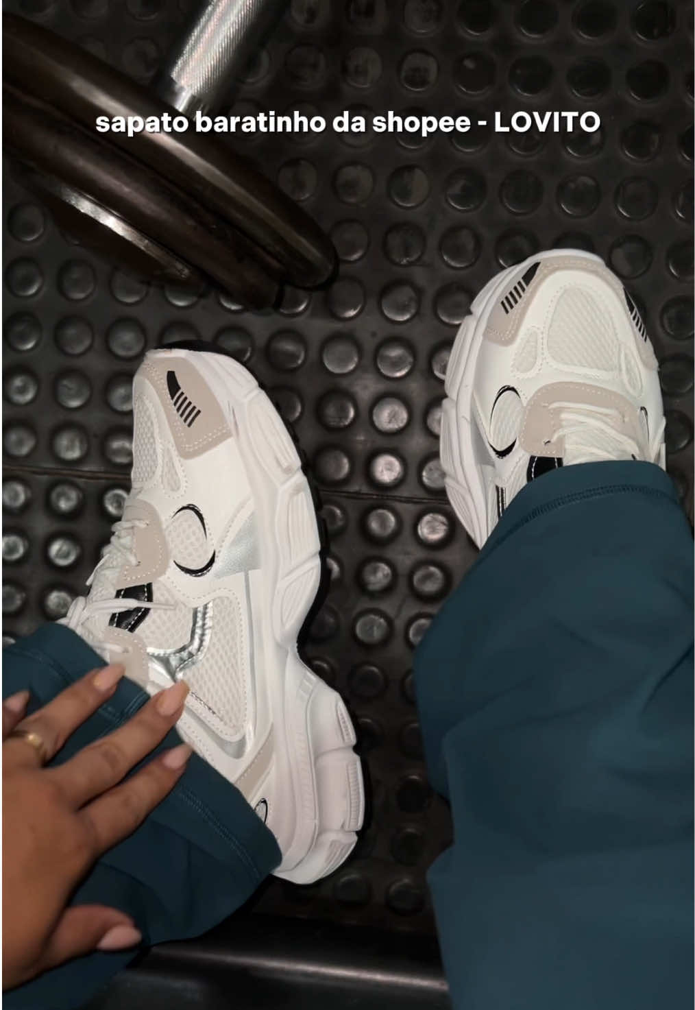 Link na BIO!! avaliando sapato mais lindo da @Lovito Brasil @Lovitooficial  tenho cupom desconto que é: JOICE #lovito #shopee #sapatos #tenis #gym #treinofeminino #academia #motivation 