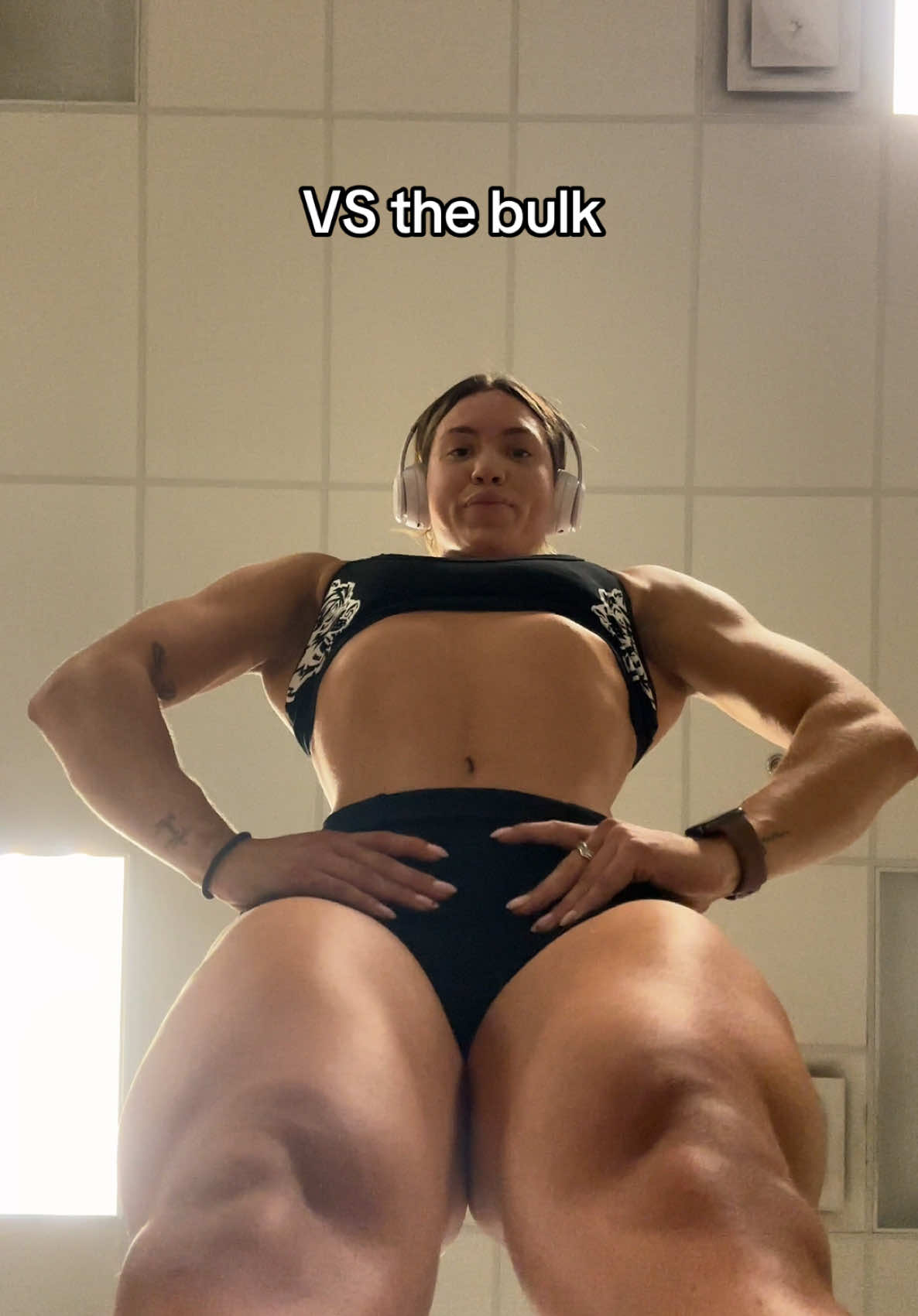 Floor POV 🤭 almost 30lbs difference   #drafts #prep #bodybuilding 