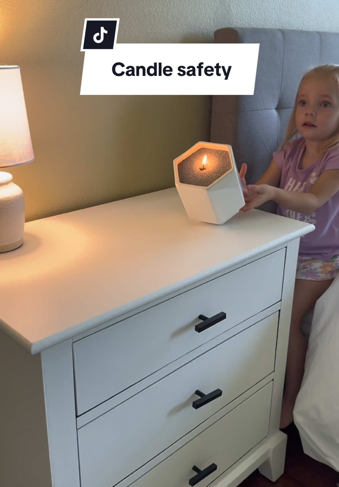 Safety over a little mess, right?! #fotoncandle #pearledcandle #candle #candlelover #candleaddict #homedecor #diycandle #firesafety #selfextinguish #safecandles #fyp #candletok 
