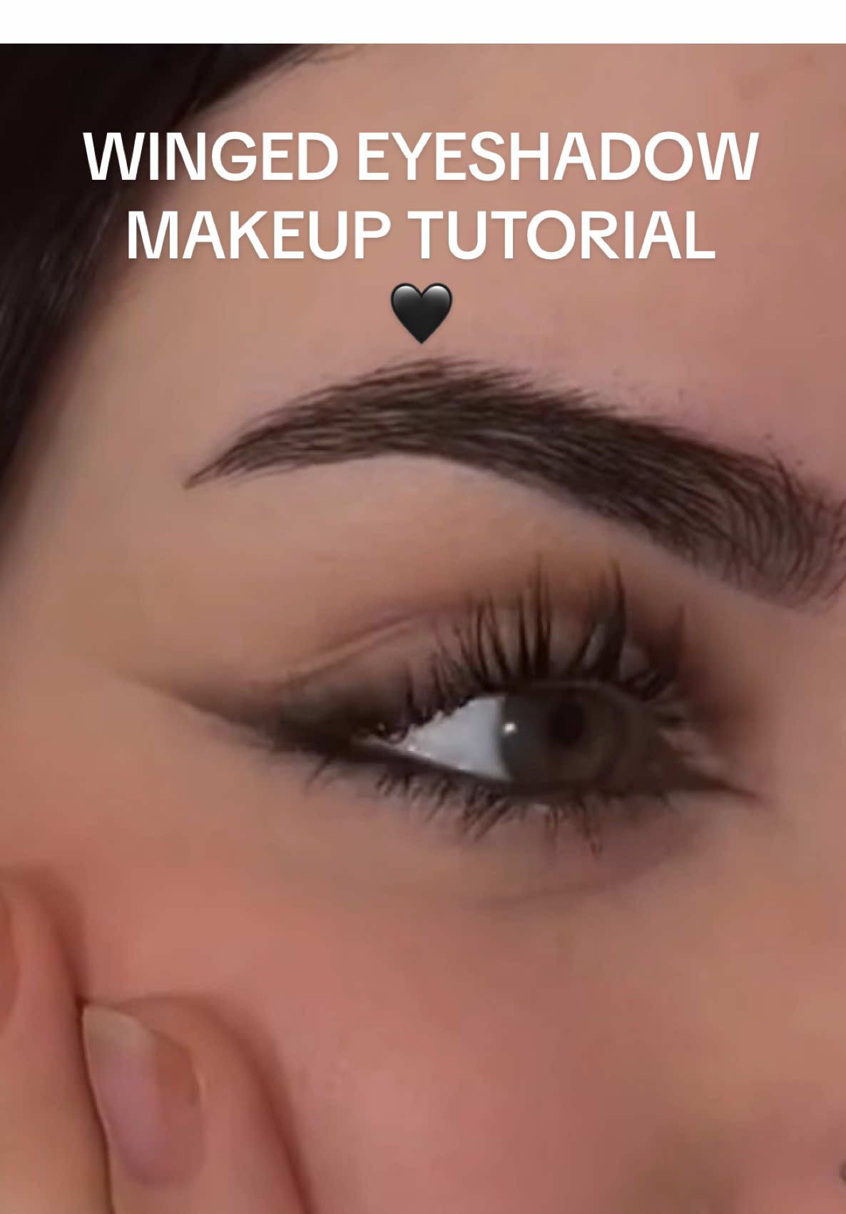 winged eyeshadow makeup look tutorial 🖤 vc: @Marta Barranco🤍  #creatorsearchinsights #makeup #grwm #makeuphack #makeuptutorial #grwmroutine #grwmmakeupedition #makeuptransformation #grwmmakeup #latinamakeup #latinamakeuplook #latinamakeuptutorial #latinamakeupartist #latinastiktok #latinamakeuproutine #latinacontentcreator #latinacontentcreator #latinabeauty #latina #MakeupRoutine