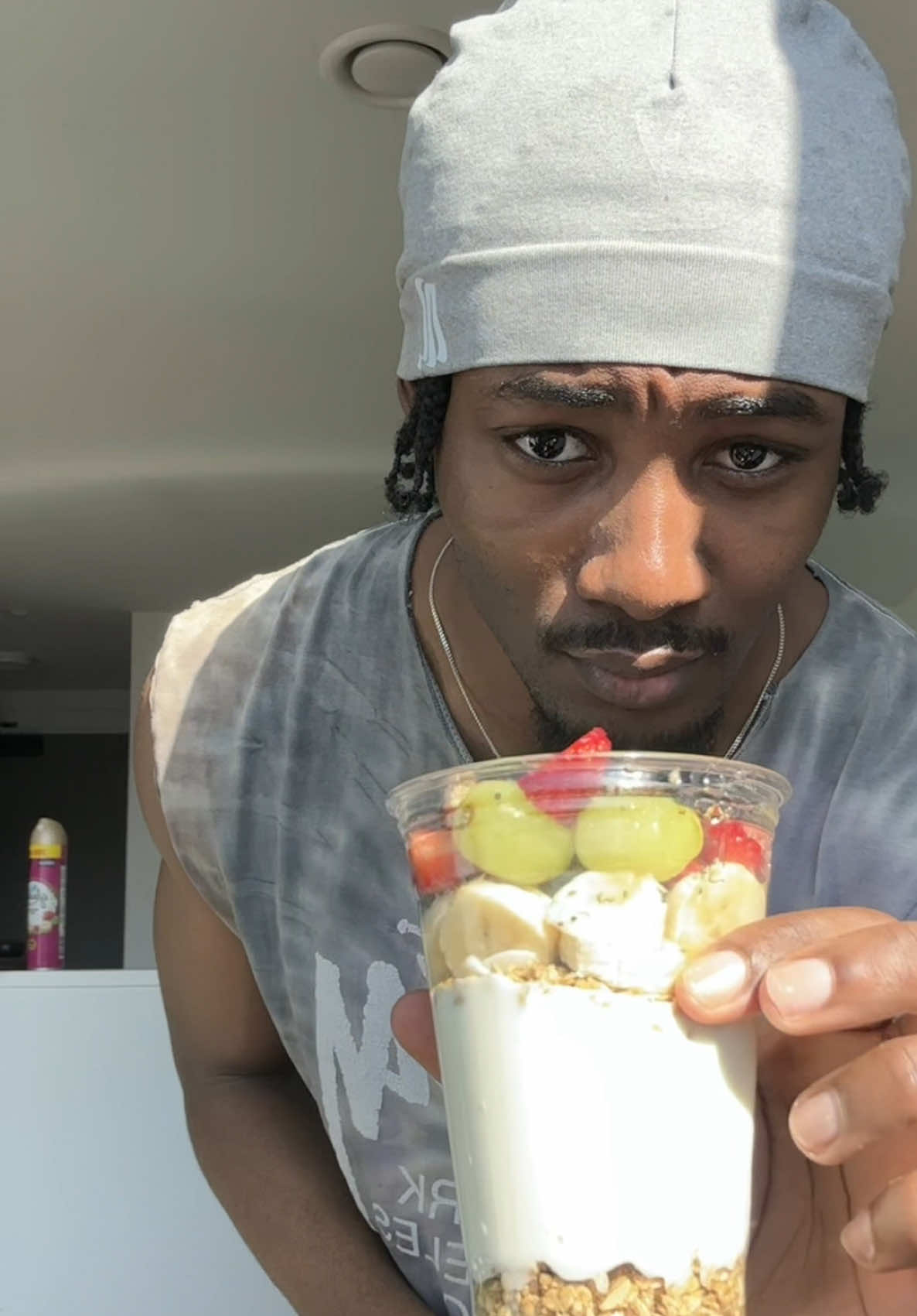 this is actually my favorite snack so had to show yall how to make it #fypシ #ayoallison #americaninuk #fruitparfait 