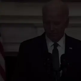 lmao why is he always walking away like that😭 #foryou #joebiden #foryoupagе #fyp #kamalaharris #viral #trending #blowthisup #vsp #velocity #edit #kamalaharris2028 #bidenharris2020 #vp 