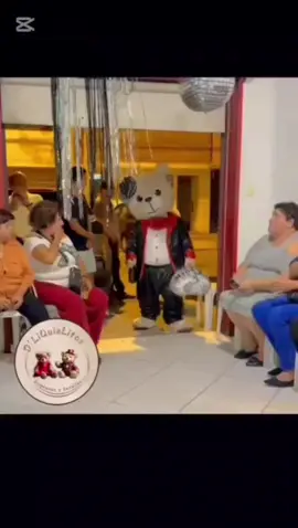 Por qué lo que pide el Cliente, se le brinda al cliente 👌🏻✨🫣  Nuestro D’LiQuielOsito nos sorprendió con este show 🧸💖#DLiQuieLitos #ositospersonalizados #detallesoriginales #OsoSorpresa #sorpresasqueenamoran #showositossorpresa #ositosdetalles #sorpresaydetalles #detallespersonalizados #ositossorpresas #detallesqueenamoran #DLiquieLitos #detallesqueenamoran♥️♥️♥️♥️♥️♥️♥️♥️♥️♥️ #osospersonalizados #detallespersonalizadosperu 