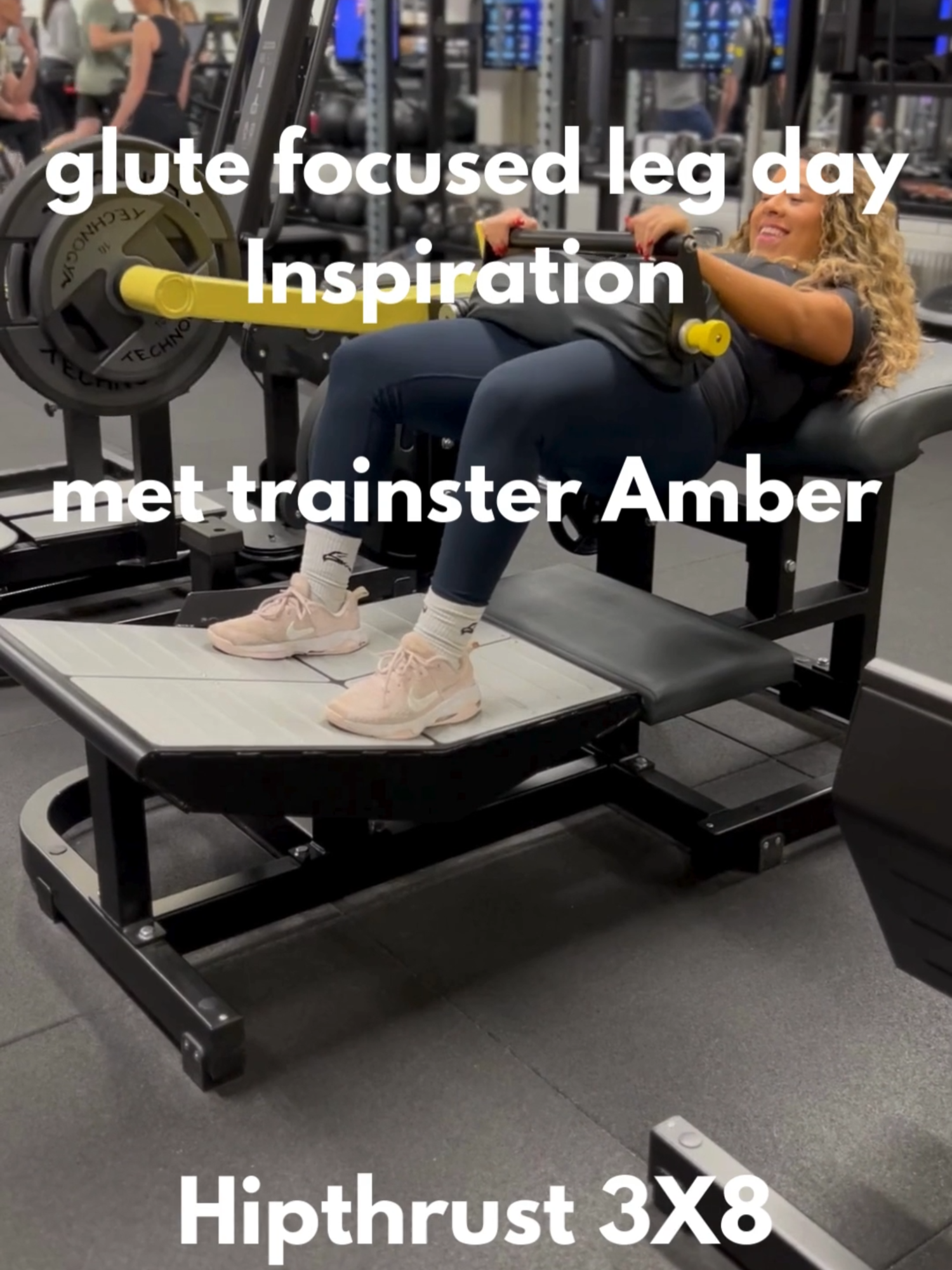 Leg day = Glute day. 💪 Glute focused inspiration leg day met trainster Amber #personaltraining #Technogym #Progress #personaltrainer #legdayworkout #glute #glutesworkout #FitLife #UpgradeYourWorkout #Fitness #bunschoten #bunschotenspakenburg #Lifestyle #healthylifestyle #fitnessmotivation #WorkoutGoals