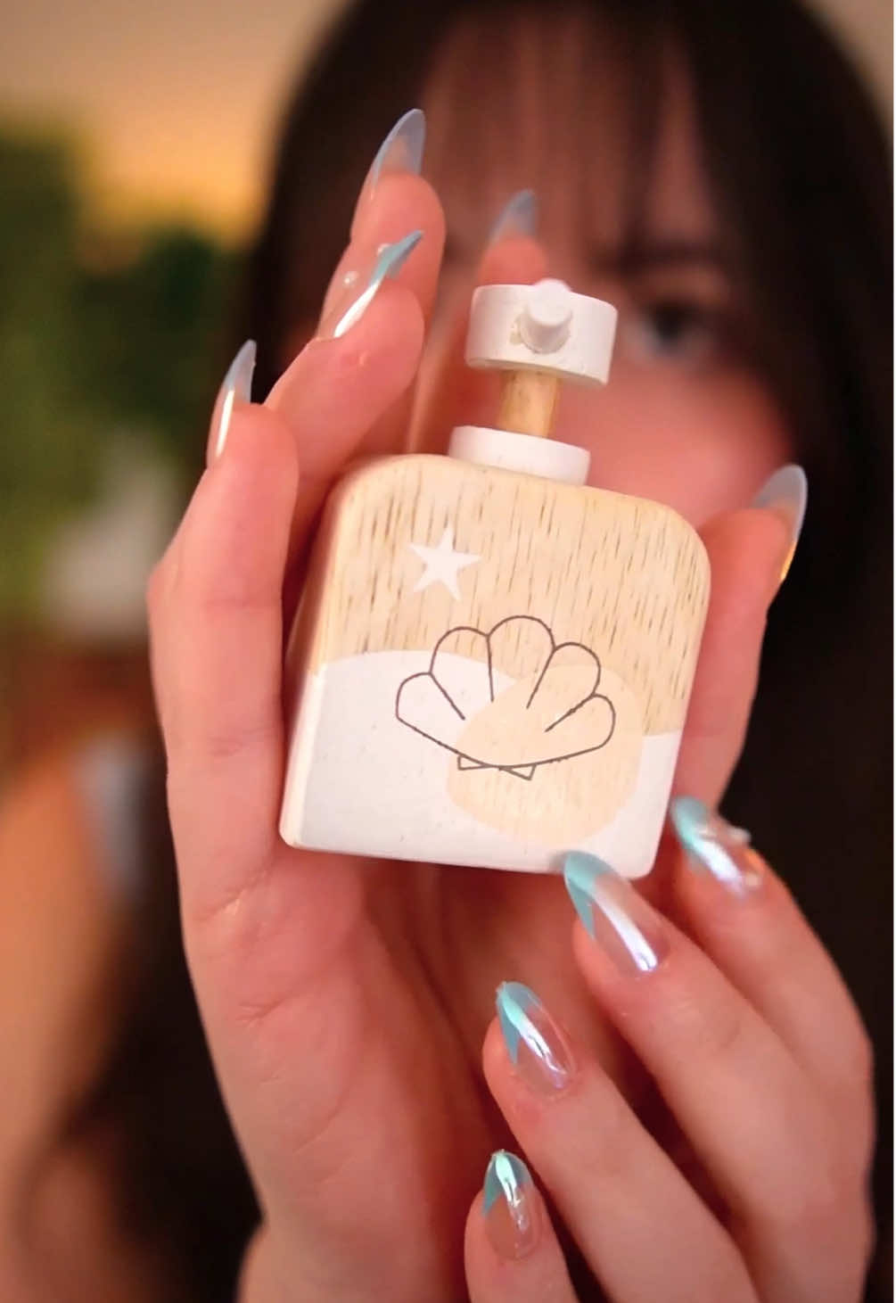 Hey I said “cute little” about five times I’m sorry 😭 My script writer (me) is out of town (limited vocabulary) #asmr #asmrwoodenmakeup #asmrsounds #asmrtingles #asmr_tingles #asmr