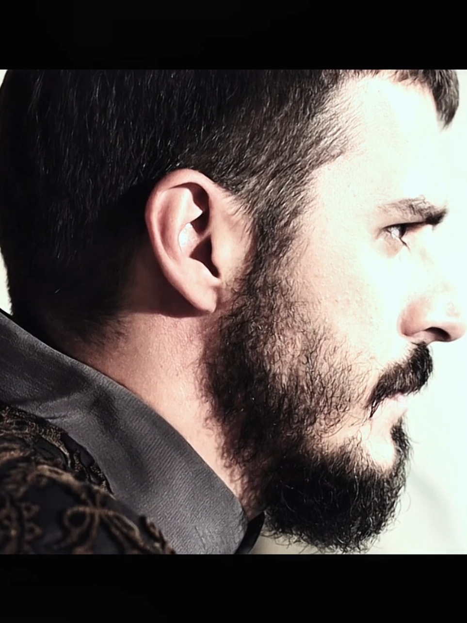 Şehzade Mustafa #premstyle #ŞehzadeMustafa || One for him since so many people wanted. 'repost' scp: liventas #Mustafa #Şehzade #SultanMustafa #VeliahtMustafa #MehmetGünsür #muhteşemyüzyıl #magnificentcentury 