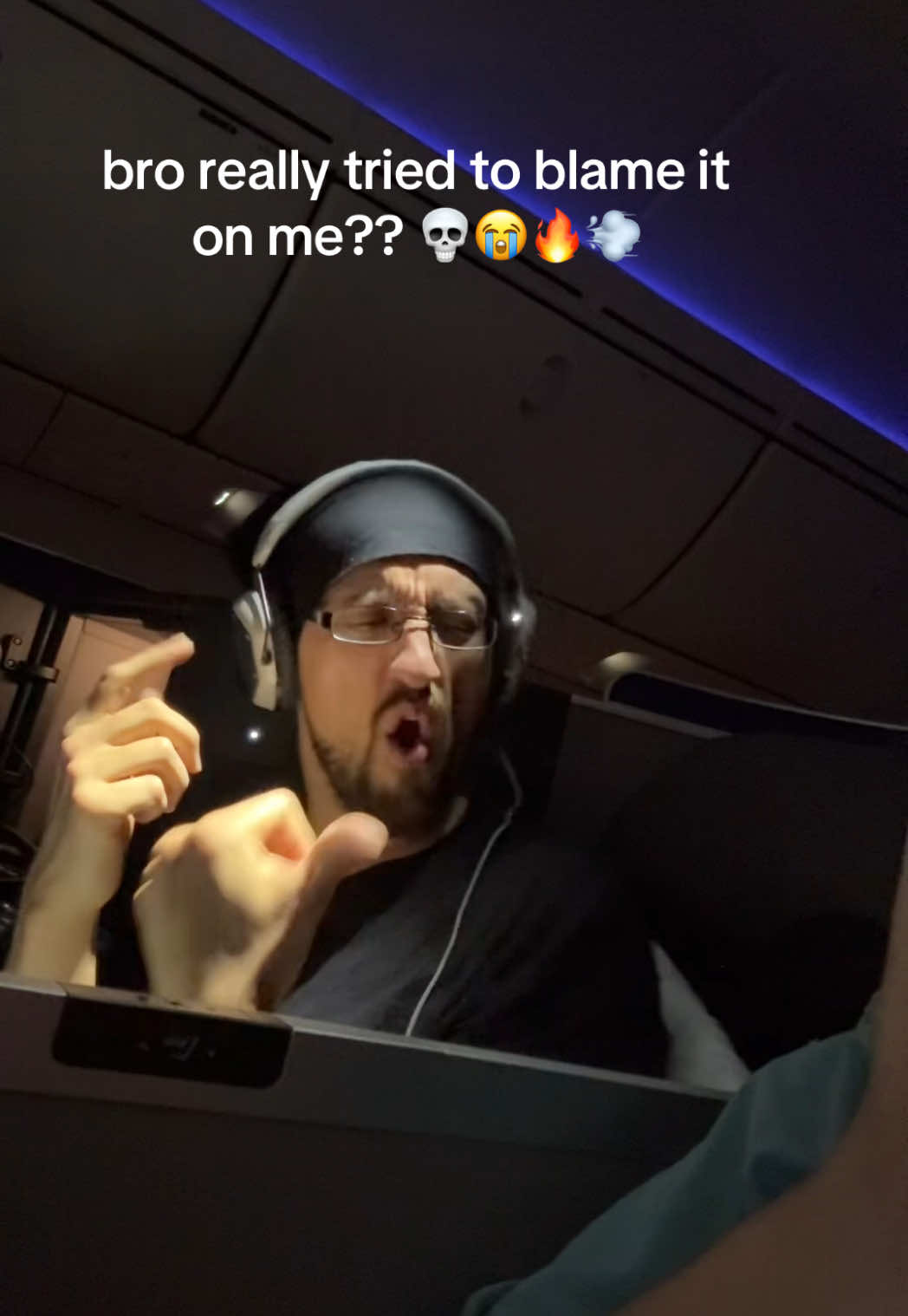 bro had the akinator yelling in the back 💀 #ykklips @FUNnel Vision #fgteev #fgteevmike 