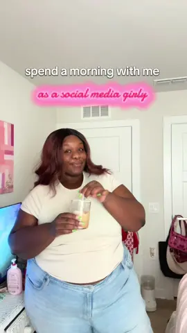 hope you enjoy this little vlog #workfromhome #socialmediamangerlife #contentcreator 