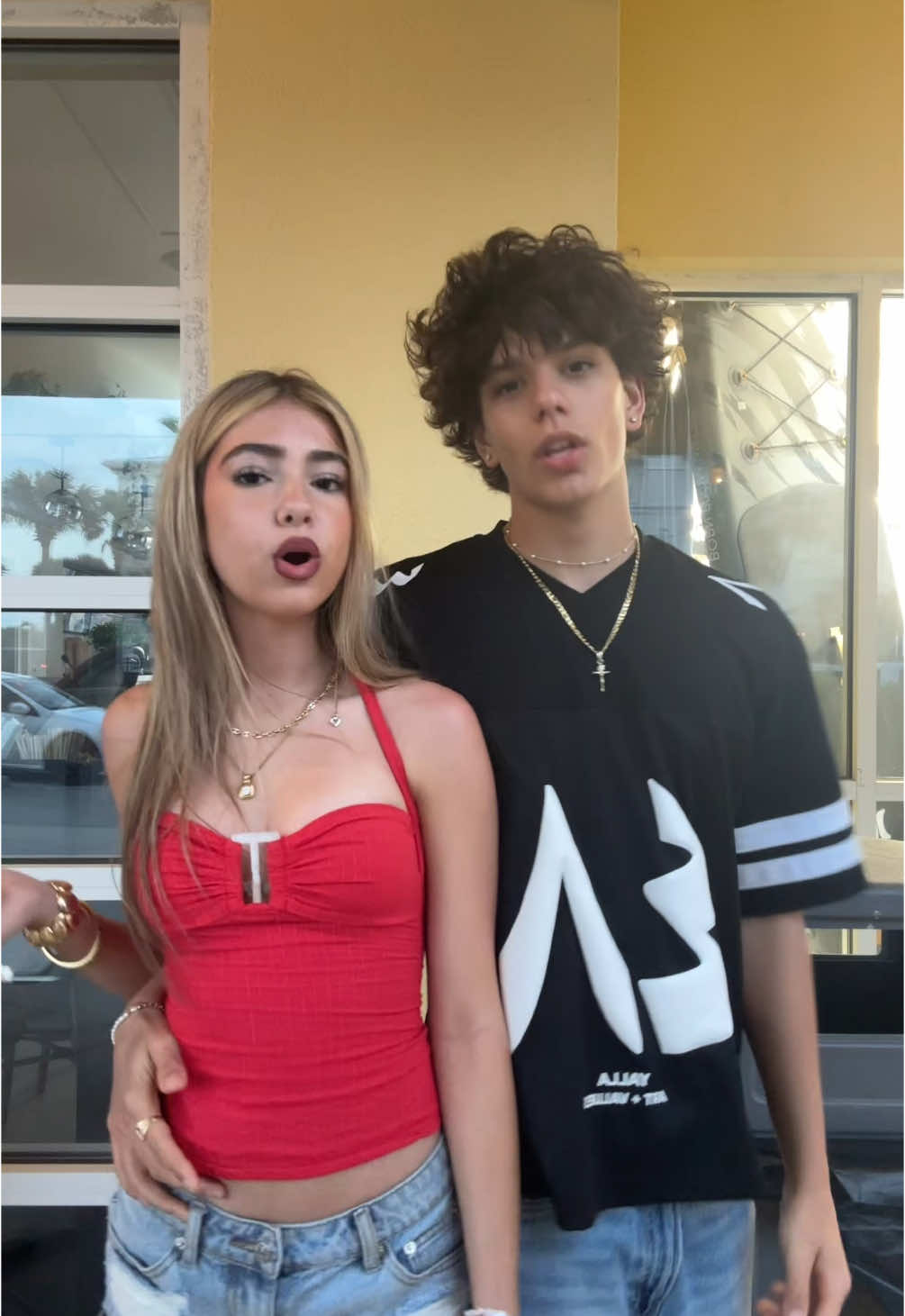 He a little sassy at the end @Cesar #fyp #foryoupage #blowthisup #viral #sounds #audios #soundstouse #audiostouse #audiogirl #foruou #outfitinspo #outfitideas #outfit #makeup #hairstyle