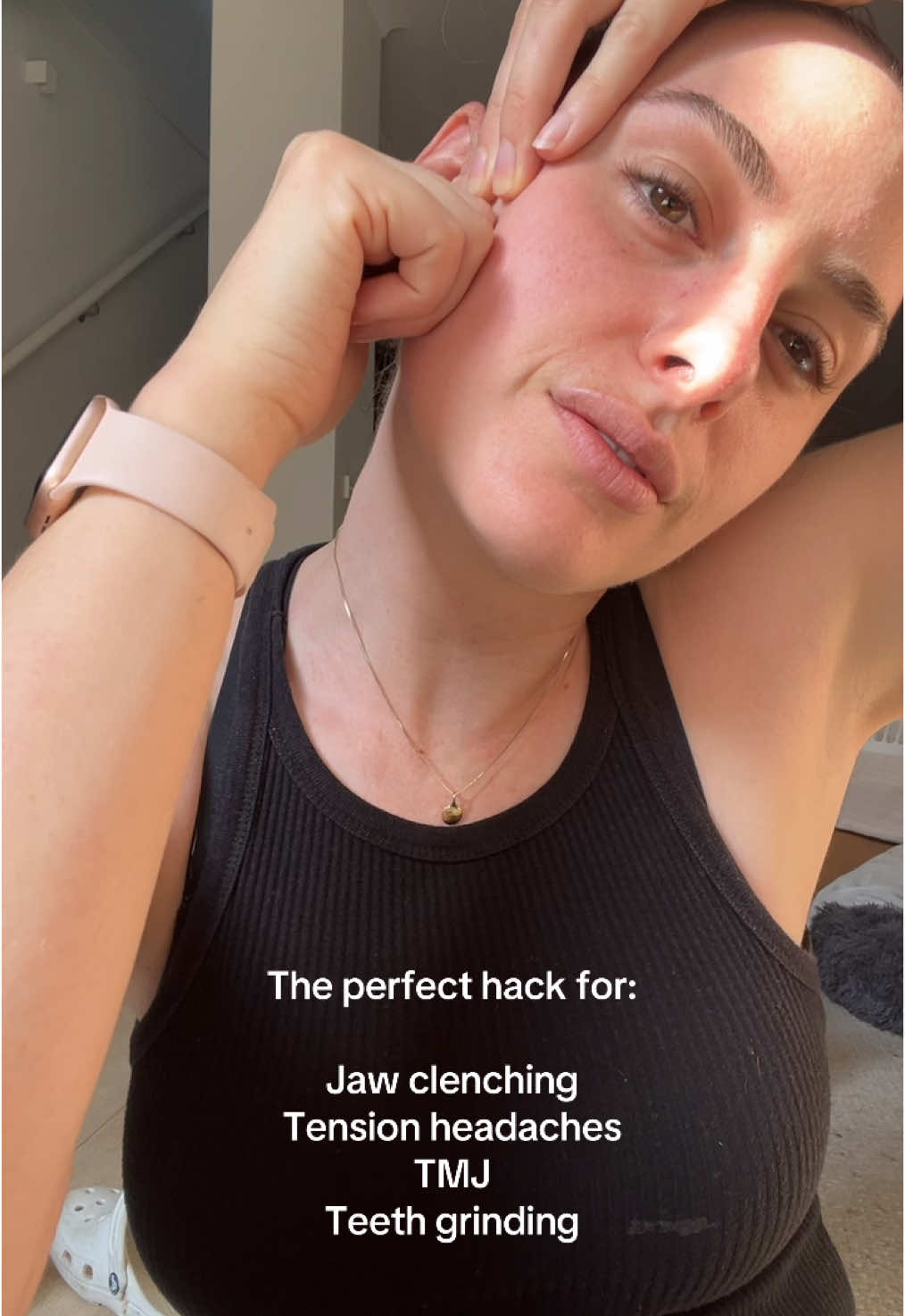 Life HACK: facial massage to release tension from teeth clenching and stress  #fyp #teethclenching #tmj #facialmassage #stress #optometrist #foryoupage #hack #lifehacks 