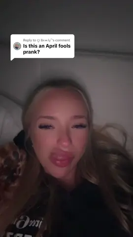 Replying to @ꨄ 𝐥𝐢𝐯⋆𝜗𝜚˚ 🤪 