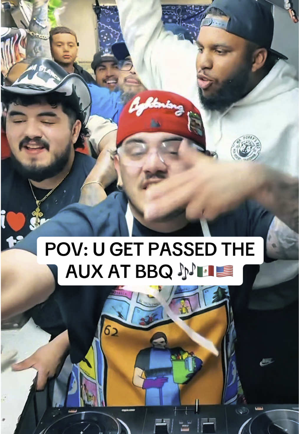 Asada mixed with Bbq 🎶🔥🧑🏽‍🍳 @lightninmckingg @Flamalive  #xyzbca #mashupsongs #latina #latinasbelike #latinmusic #asada #latinostiktok #latin #latinos #mexicantiktok  