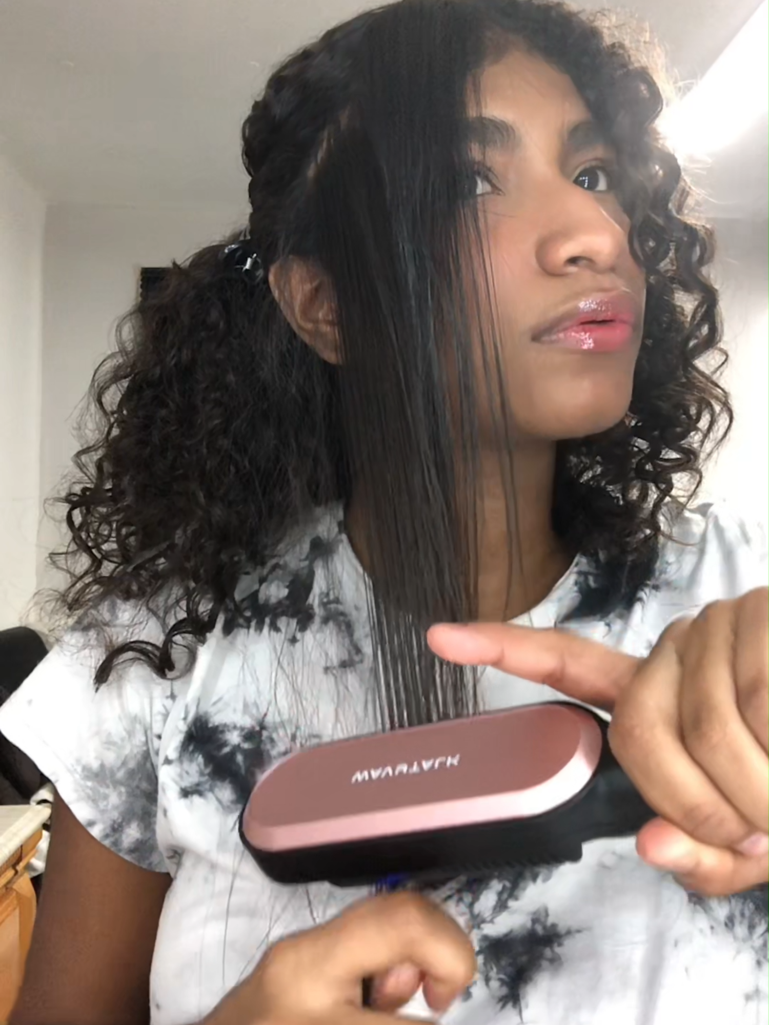 ¡No más malos días de pelo! Con Wavytalk Sleek Sweep, siempre perfecto.#hairstyle #wavytalk