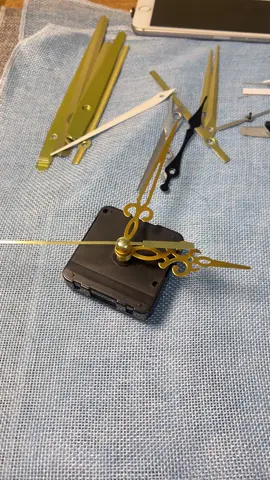 Máy đồng hồ kim trôi #maydonghotreotuong #ruotdonghotreotuong #donghotreotuongkimtroi #dongcodonghotreotuong 