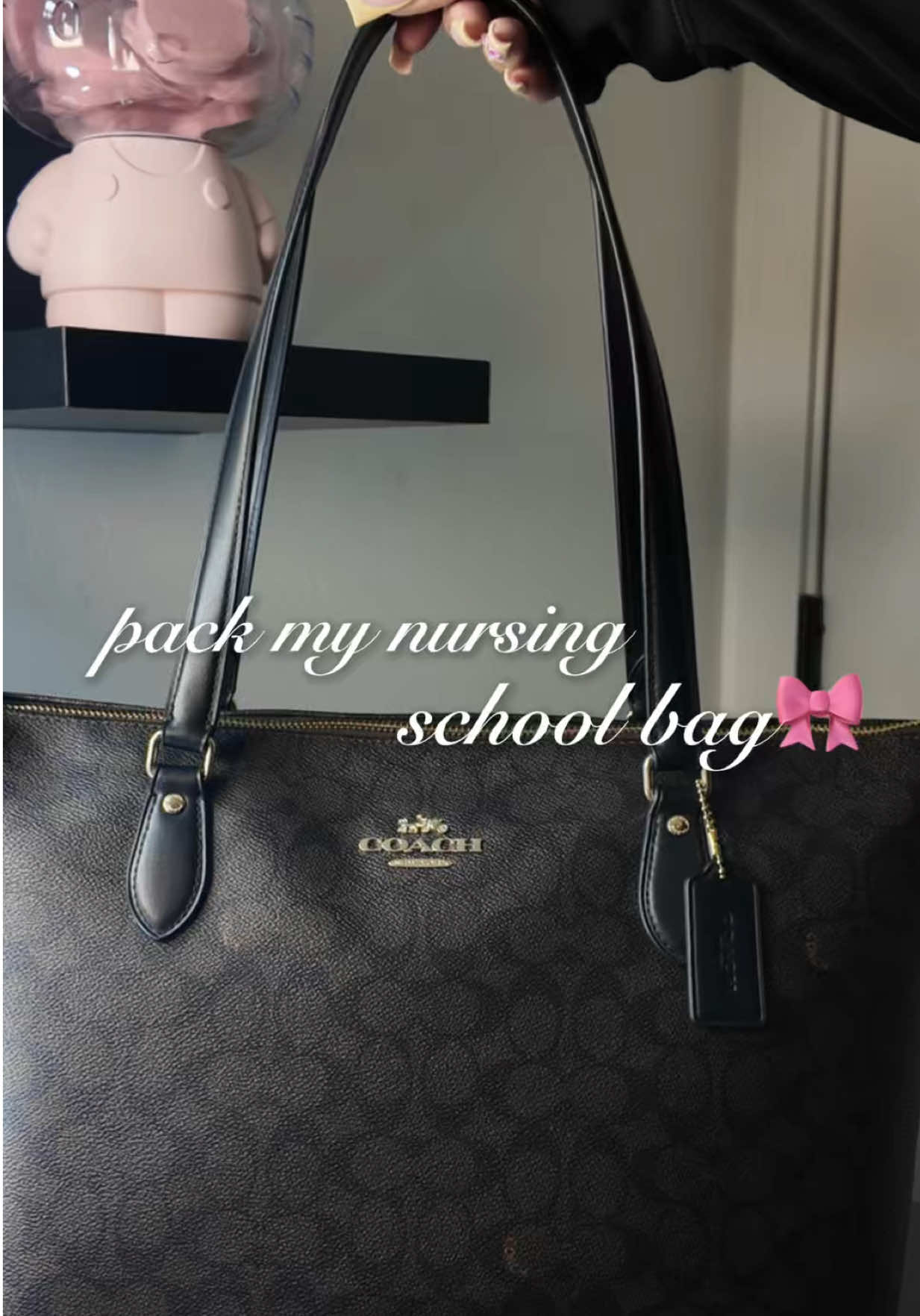in luv with my new bag💋 #nursing #nursingstudent #coach #packmybagwithme #gallerytotebag #nursingschool #cna  @Coach  @apple  @KURT GEIGER LIMITED  @touchland  @MIX:BAR  @Fenty Beauty  @Beauty Creations Cosmetics  @lululemon  #CapCut 