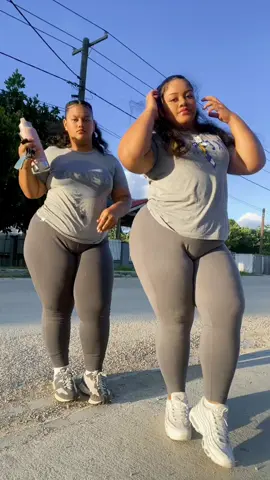 Bigbacks Duo😍 #sisters #tongan #fyp 