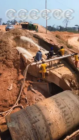 胶泥粘性成团含泥量高砂金，用滚筒洗矿机清洗筛分干净，回收率高，产能稳定#砂金矿选矿设备 #圆筒淘金机 #滚筒洗矿机 #滚筒洗石机厂家 