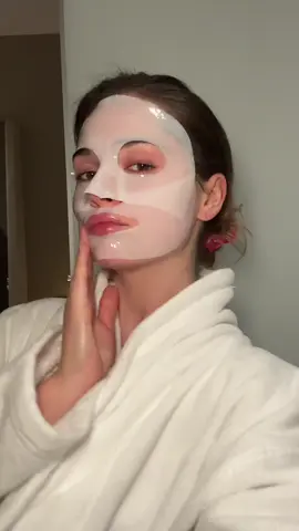 😳 