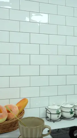 I love my new look kitchen.#peelandsticktile #homedecor #renterfriendly #peelandstickbacksplash #diyproject #stickgoo #kitchendecor #budgetfriendly #kitchenbacksplash 