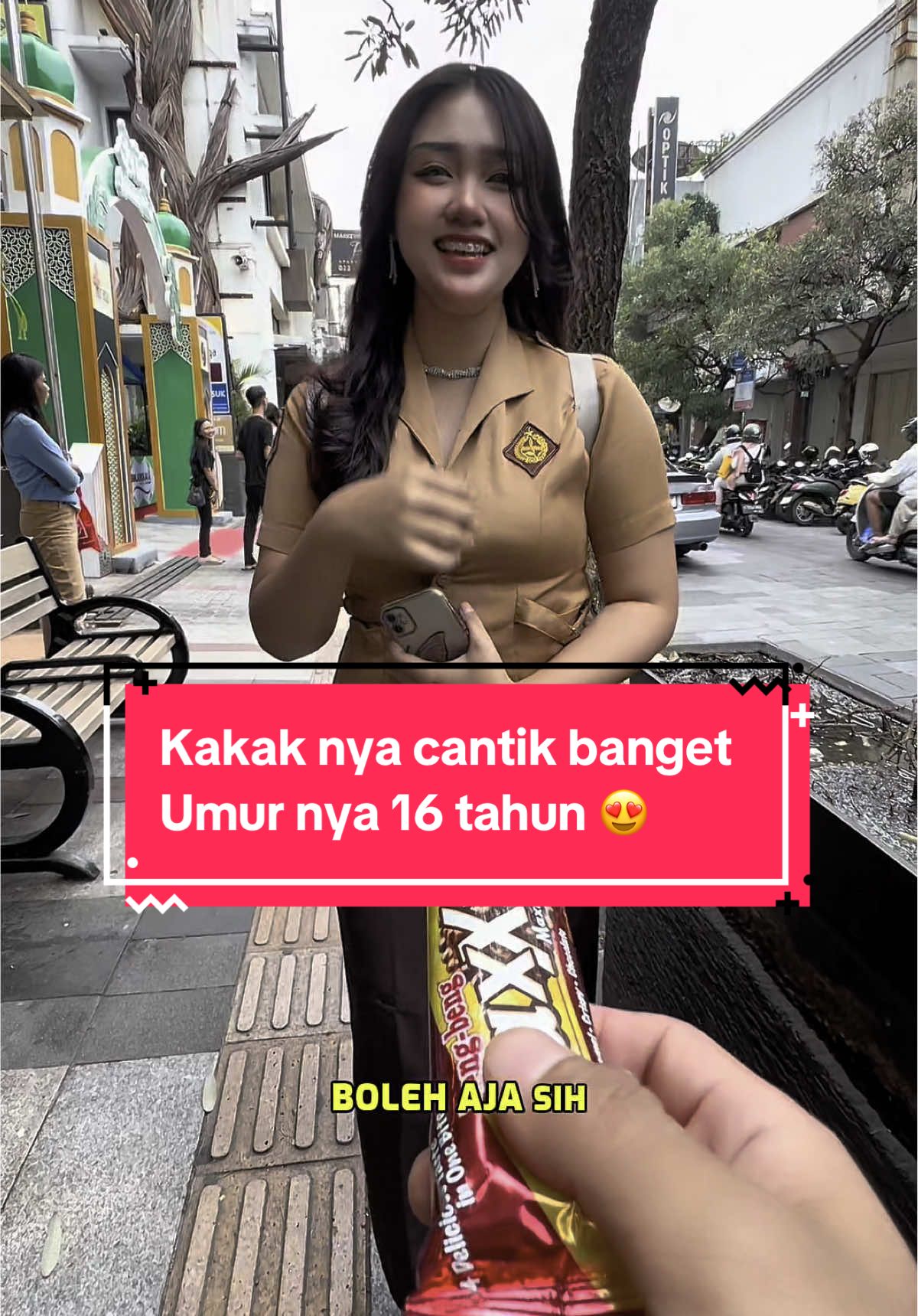 Kakak nya cantik banget umur 16 tahun 😍  #viral #fyp #cewek #cewekcantik #muda #kenalanyuk #SMA 