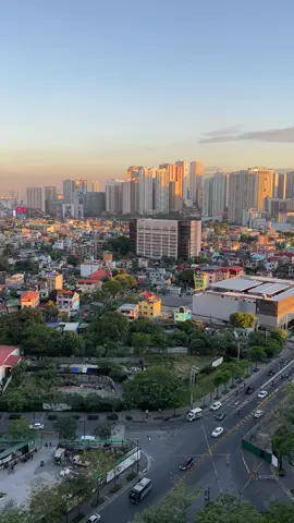 Morning view like this is the best 🌅❤️‍🩹 #bgc 