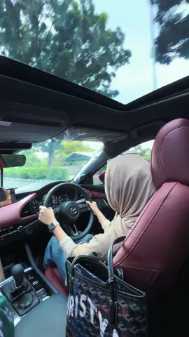 pov bawa mobil idaman 🥰❤️‍🔥 #mazda3 #mazda3hatchback #mazda #skyactiv 
