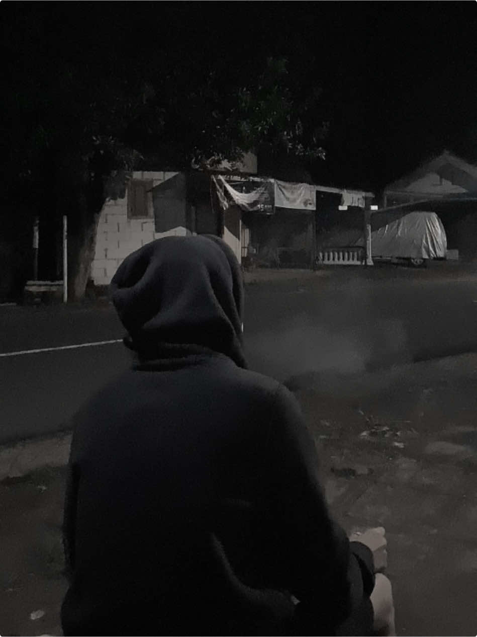 tidak perlu berlari, aku sudah berhenti.
