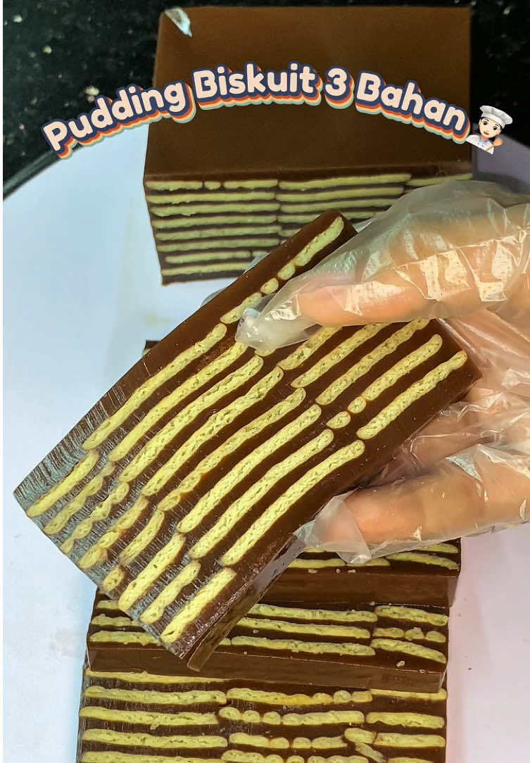 Resep Pudding Biskuit✨ Bikinnya cuman pakai 3 bahan, simple banget tapi hasilnya cantik & enak! Cocok buat cemilan santai atau sajian di acara rumah. Cobain deh, pasti ketagihan! ✨🍮  #pudding #puddingcoklat #puddingcake #puddingbiskuit #resepsimple #resepmudah #dessert #cemilanenakmurah #cemilanenak #fyp 