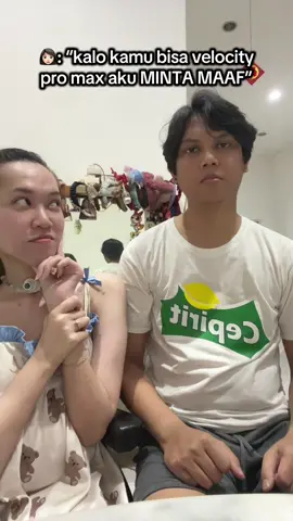 Menurut kalian apakah aku minta maaf??🤔 #fyf #fyp #fypシ #foryou #disabilitypride #disability #wheelchairlife #interabledcouple #interabledrelationships #tiktokcouple #couplecomedy 