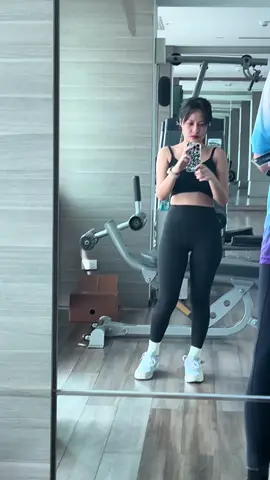 มาออกกำลังกายกันเถอะ  กดสั่งกางเกงออกกำลังกายในลิ้งได้เลย ใส่สบายมากๆ