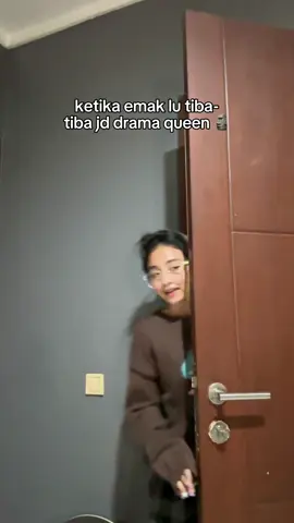 namanya juga emak emak 🗿 #hariharicia ib @ thebrok 