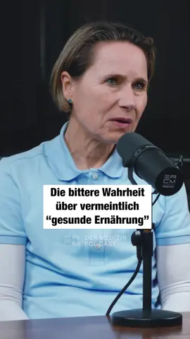 Die bittere Wahrheit über vermeintlich gesunde Ernährung Prof. Dr. Dr. Simone Kreth erklärt, warum sich manche trotz „gesunder“ Ernährung krank fühlen. Sie warnt vor dogmatischen Ernährungsansätzen und betont, wie wichtig Proteine und individuelle Bedürfnisse für echte Gesundheit sind. #GesundeErnährung #ProfSimoneKreth #ernährung #ERCMMedizinPodcast #Ernährungsmythen #Aminosäuren #Proteinbedarf #VegetarischUndGesund #Ernährungswissen #FalscheErnährung #ernährungsmedizin