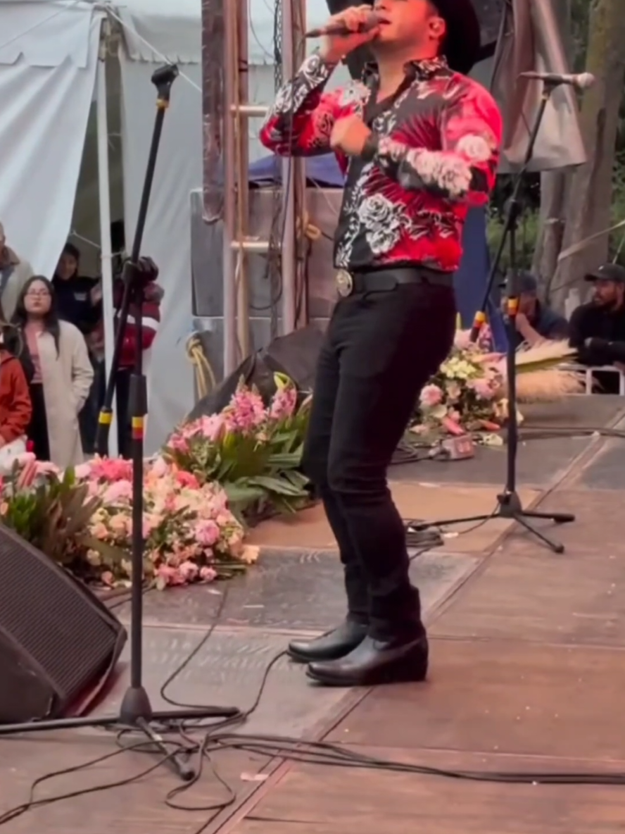 El Amor Nació...  #ivan #tavares #música #liberacion #comoestastu #comoestastuchallenge #grupoliberacion #juantavares 