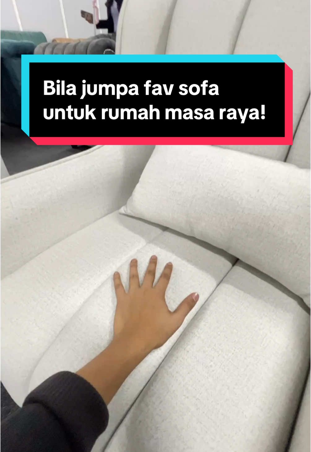 sempat lagi beli sofa affordable untuk open house nanti, raya kan sebulan! 
