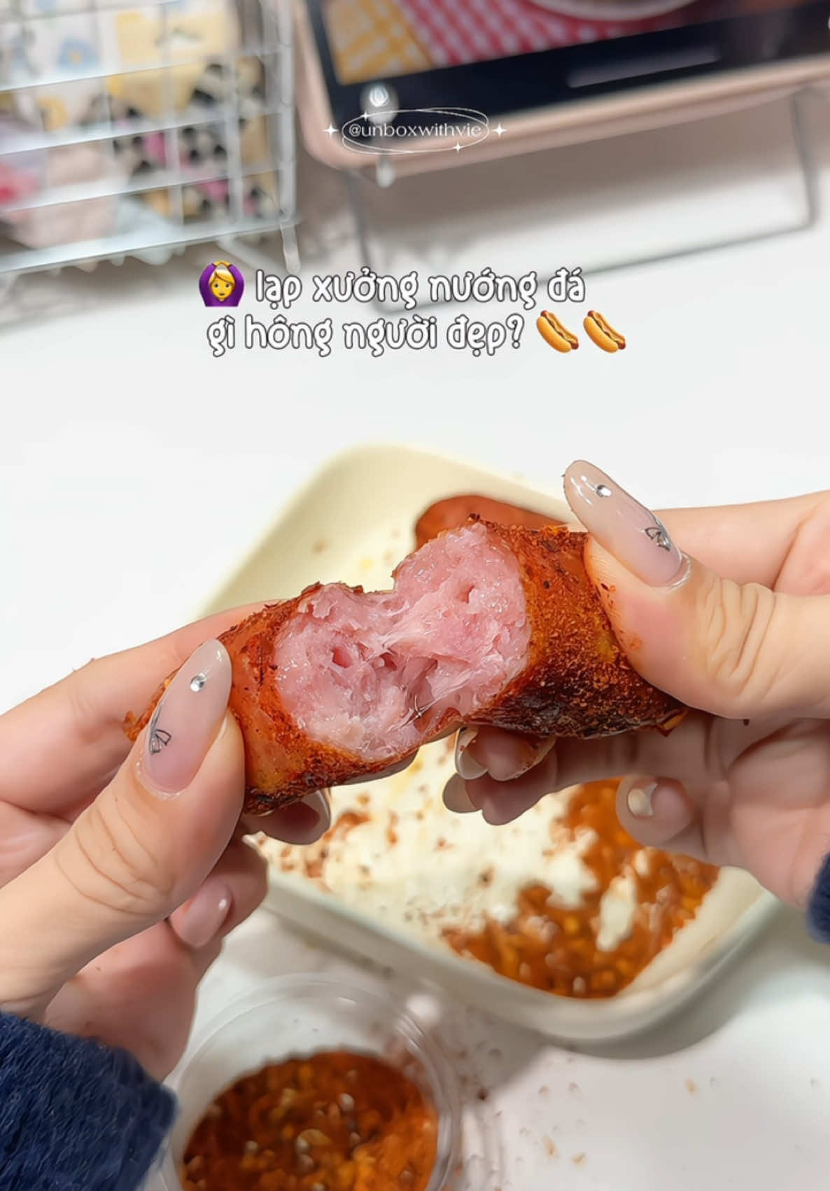 Lạp xưởng nướng đá gì chưa người đẹp ơi #unboxwithvie #xuhuong #xuhuongtiktok #viral #xh #mukbang #lapxuongnuongda #lapxuong #anvat #andem #đóibụng #foods 